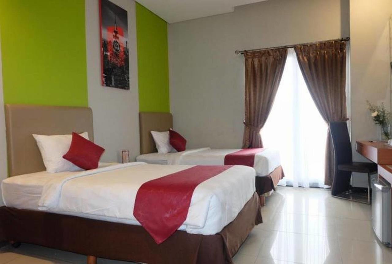 Hotel Blue Pacific Jakarta Extérieur photo