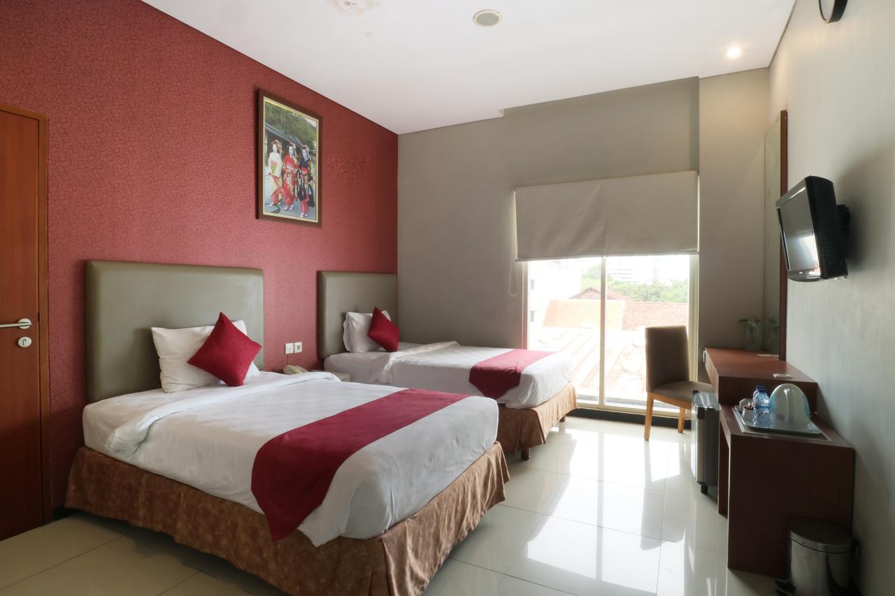 Hotel Blue Pacific Jakarta Extérieur photo