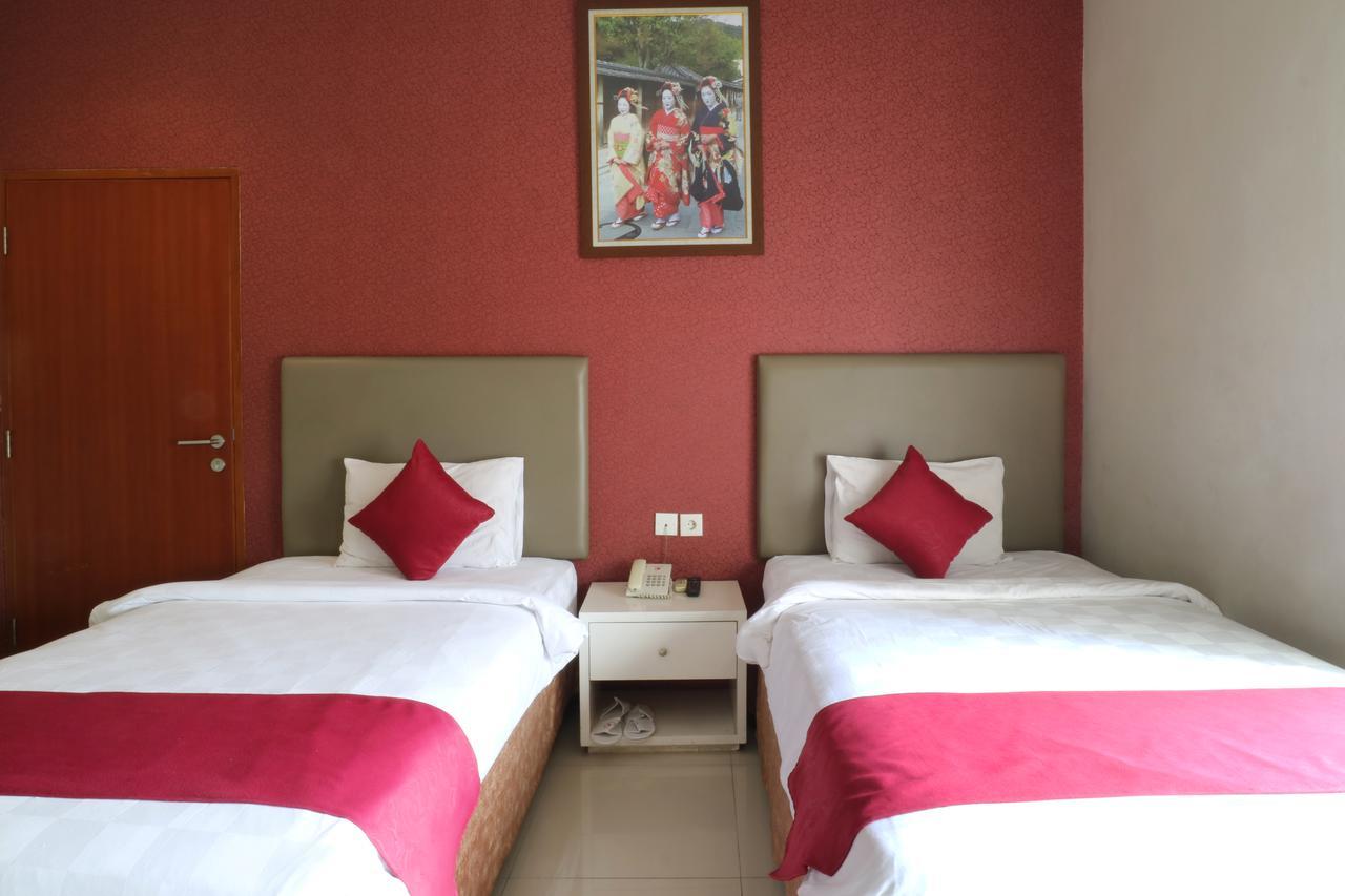 Hotel Blue Pacific Jakarta Extérieur photo